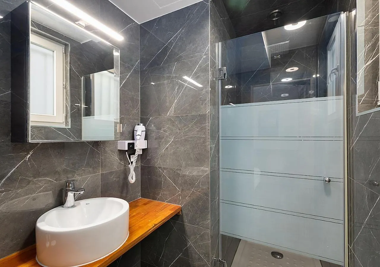 פריז Le Pavillon Ponthieu - Champs-Elysees 0*,